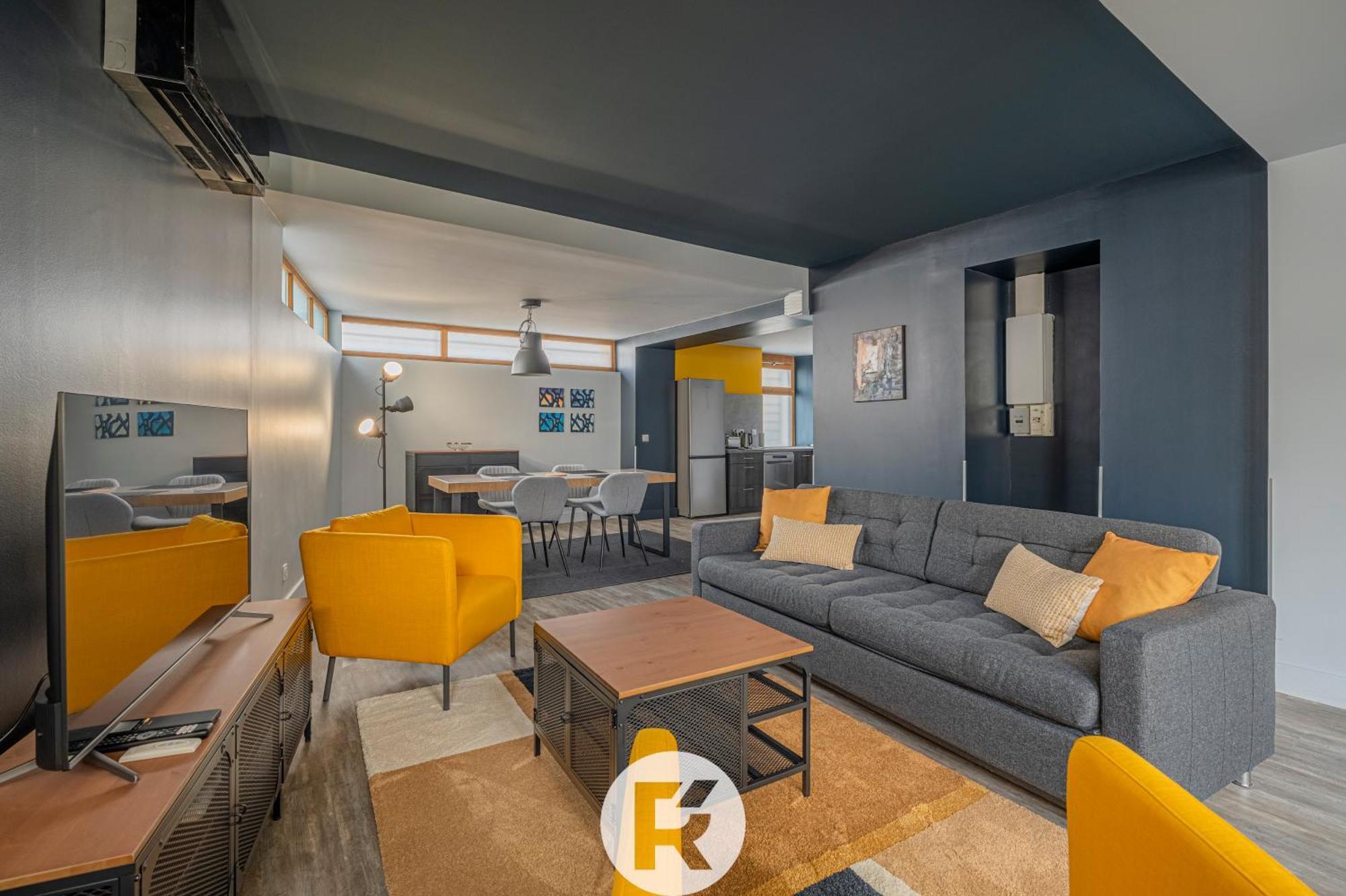 Apartment 4