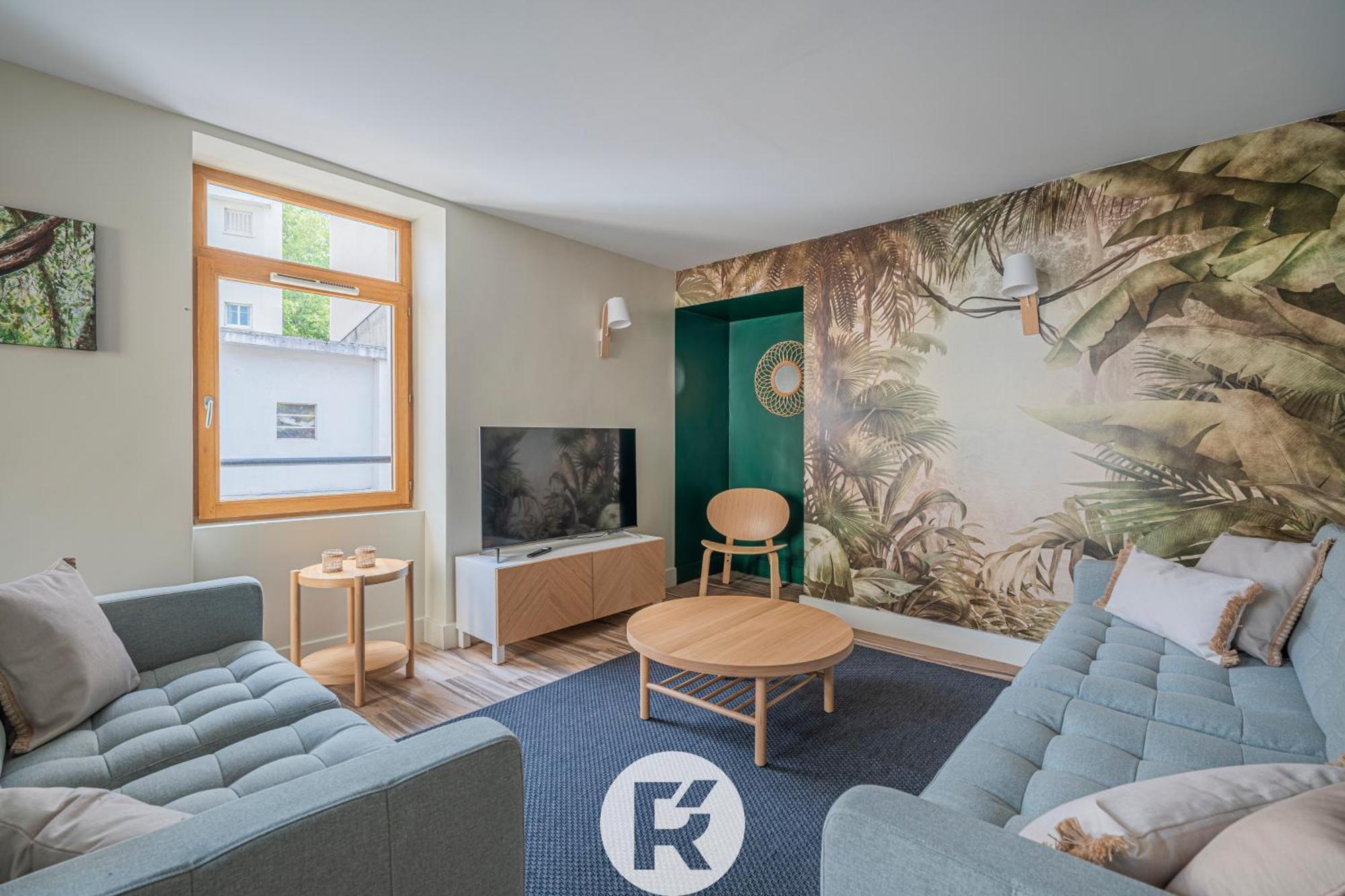 Apartment 4