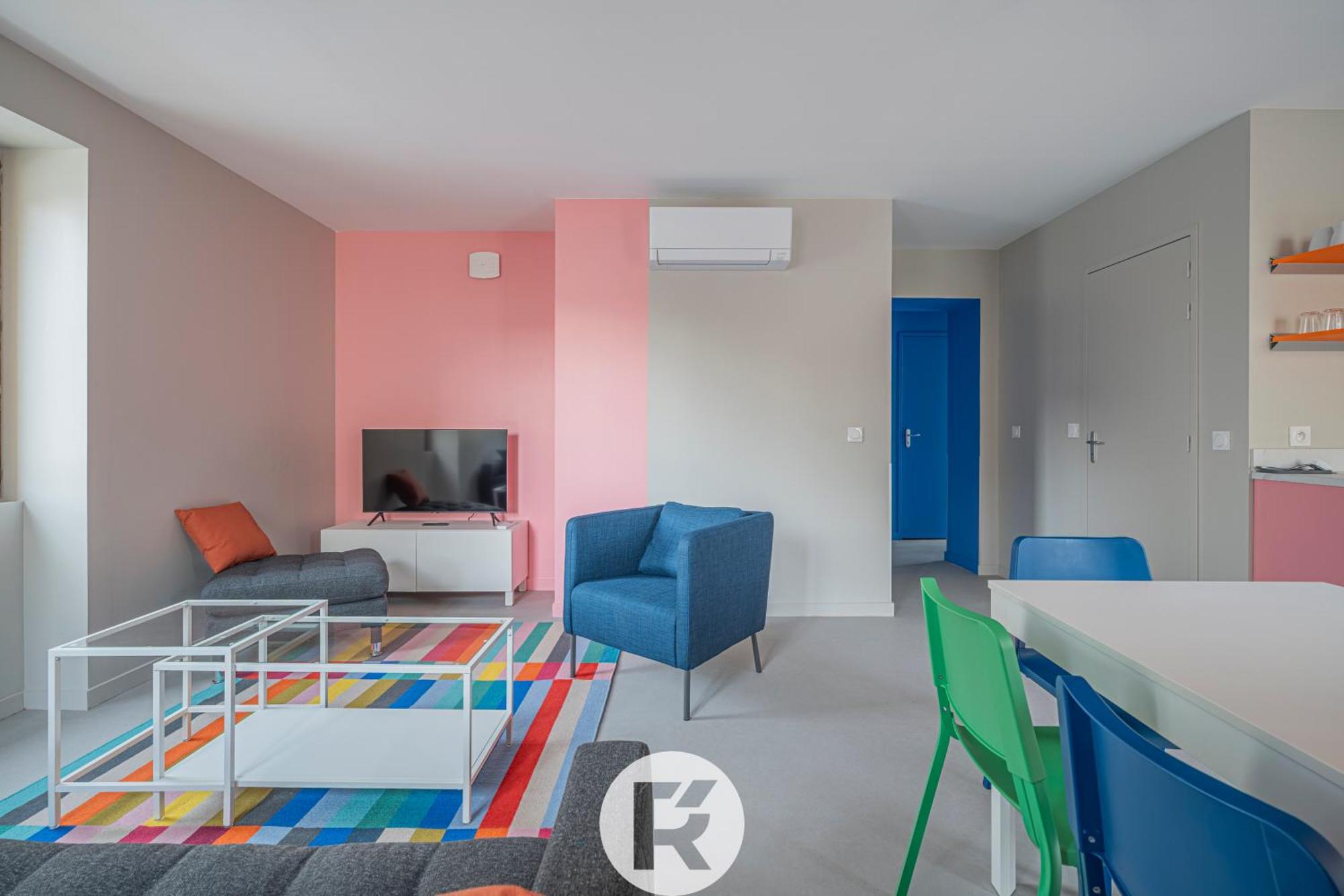 4 Apartment